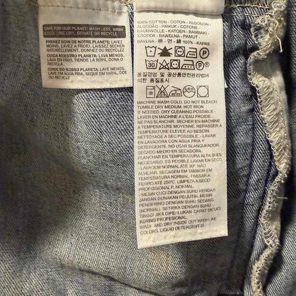 Levi's Men's Classic Jean Jacket - Picture 5 of 5